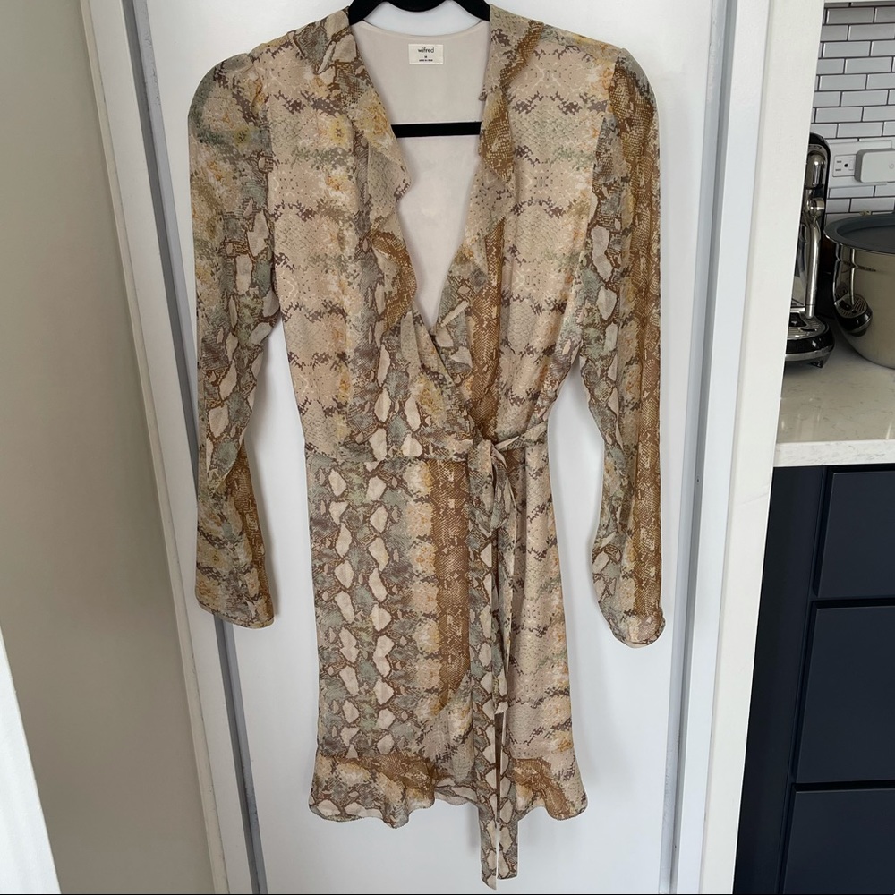 Aritzia dress